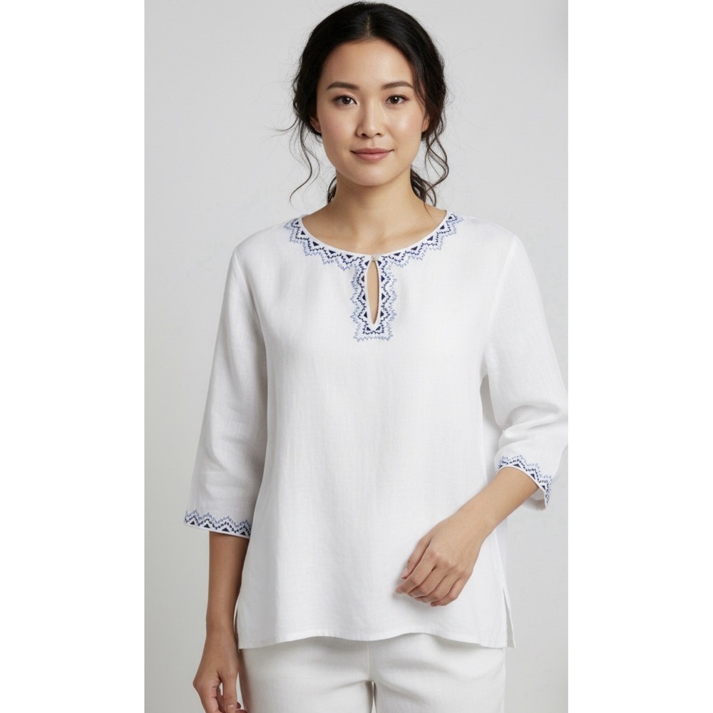 The Territory Ahead Linen Shirt‎ Women's XL White Blue Embroidered Bohemian